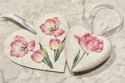 Egyedi kézműves ajándék decoupage szivecske tábla mini kopogtató rózsa, tulipán, herendi mintás