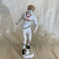 Ritka Hollóházi nagy méretű focista szobor