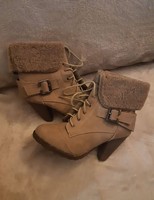 Eladó női velúr cipő, 36-os