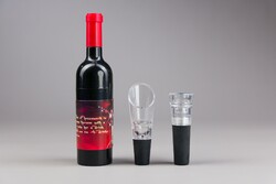 Corkscrew, stopper, wine set
