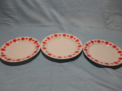 3 db retro Alföldi piros pöttyös, napocskás süteményes tányér