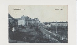 •	Nyiregyháza, Besenyey tér 1925