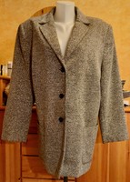 50/52 light gray blazer lined with pleasantly soft silk with flaps