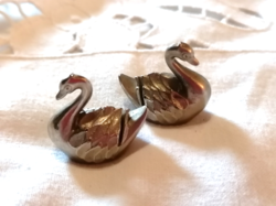 Pair of swans, silver-colored metal shelf decoration, dollhouse decoration 36.