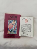 Tarot card with explanatory book in German