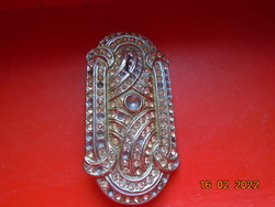 Antique art-deco brooch with many small polished stones