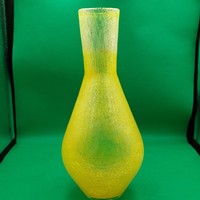 Karcagi fátyolüveg váza sárga színű