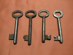 Old keys - 3 pcs
