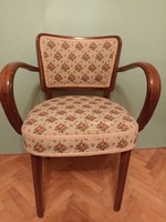 Kárpitozott karfás szék