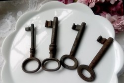 Antik vas kulcsok/db