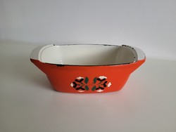 Vintage 2L Red Enamel Cast Iron Baking Dish Pot