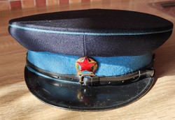 Rendőr tányérsapka használt  jó állapotban  60-70-ES ÉVEK szijjal  E236