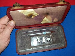 Antik 1940-s évek katonai MOM Haemocytométer vérsejtszámláló, meghatározó műszer képek szerint
