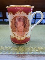 Royal Crest csontporcelán emlékbögre Queen Elizabeth II. gyémánt jubileuma 2012 II. Erzsébet