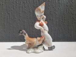 Herendi kisfiú kakassal porcelán szobor (51113)