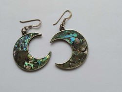 Shell earrings and shell pendants