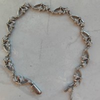 Beautiful silver bracelet with sparkling stones