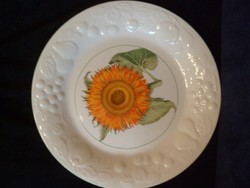 27 Cm- Serving Cake Bowl with Sunflower Middle, Edge Embossed Pattern + Fruit Flawless Gift