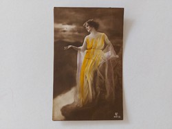 Régi képeslap 1918 fotó levelezőlap hölgy