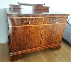 Lingel sideboard / chest of drawers.