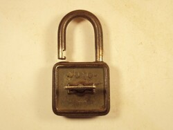 Retro old tuto lock with key - works perfectly