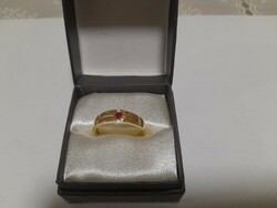 1,-Ft Gyönyörű vérvörös rubin 14K női arany gyűrű