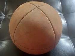 Midcentury/retro, medicin labda bőrből/ vintage sport eszköz/iskolai szertár/ sportbolt dekor