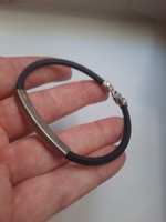 Rubber bracelet with silver studs
