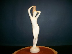 AQVINCUMI AKT FIGURA 22.5 CM MAGAS