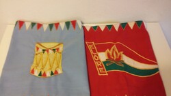 Úttörő és kisdobos zászló, együtt 2 db,  raj zászló, úttörőmozgalom, szocialista