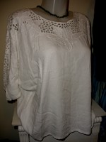 100% cotton riselli blouse with a soft fit