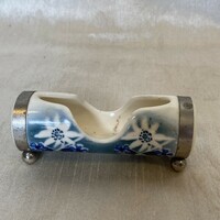 Antik porcelán fogpiszkáló tartó fém lábakkal