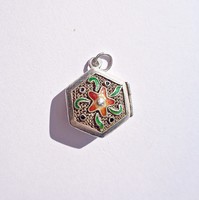 Chinese fire enamel silver photo pendant