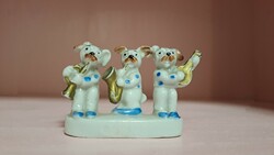 Porcelain ornament musical dogs