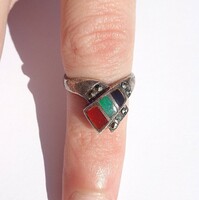 Colorful silver ring with 7 marcasite stones