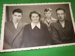 Antik 1955. A Snarton - család Szentes fotó - képeslap a képek szerint