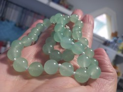 A beautiful jadeite necklace, string of pearls from original top pearls