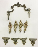 Complete bronze set for a baroque clock, legs, torches, tongs