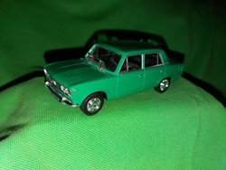 POLSKI FIAT 126 P fém modellautó 1:43 szép állapotban a képek szerint