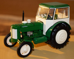 Zetor 50 Super traktor makett mini jármű modell