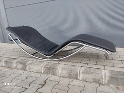 Bauhaus style, le corbusier design lc4 chrome tubular frame lounge chair bed
