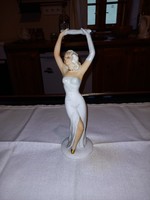 Porcelán figura - táncosnő