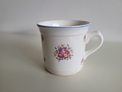 Régi nagy 1 literes rózsás KP Gránit csupor virágmintás tejfölös aludttejes népi bögre rózsa mintás