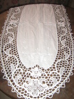 Dreamy white embroidered floral stitched lace tablecloth