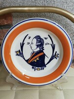 Zenith Gouda porcelán  fali tányér
