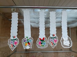 5 Kalocsa embroidered bookmarks