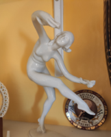 Herendi festetlen porcelán női akt vásznat lebbentő balerina