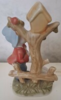 Porcelán nipp figura libás