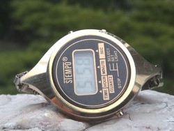 Retro stemo lcd quartz women's wristwatch