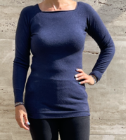 Blue slim fit 40% wool sweater